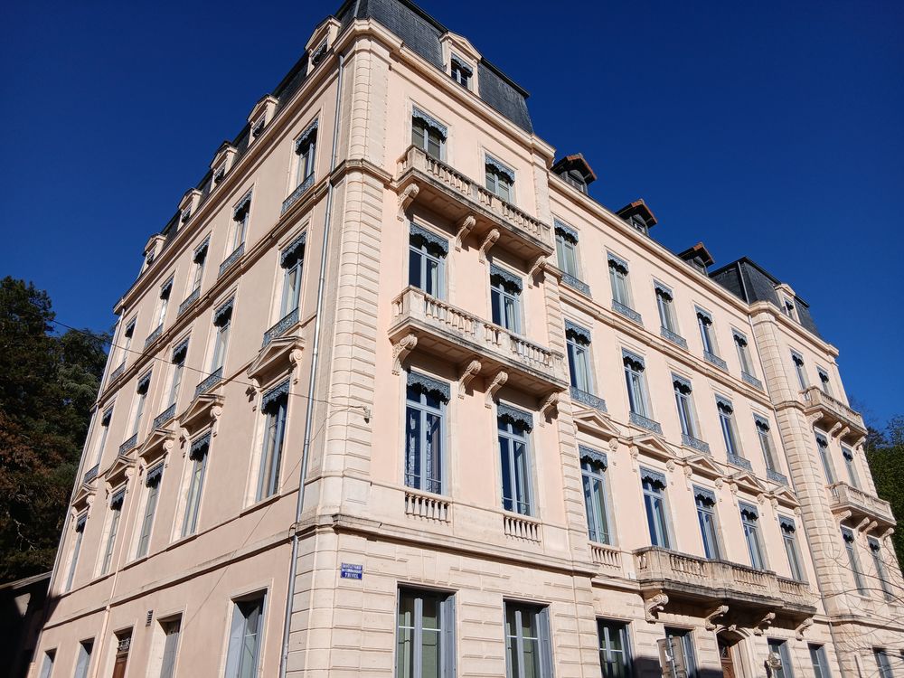 Bel appartement T4 -Tarare -