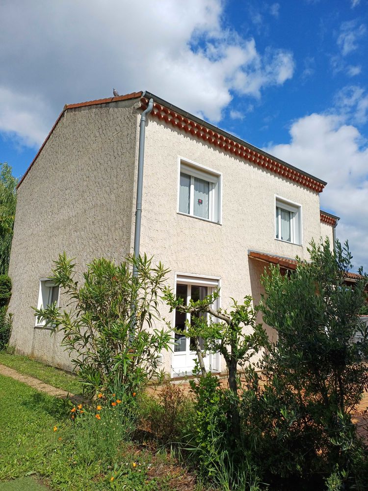 Maison familiale 130 m2 à Monteleger
