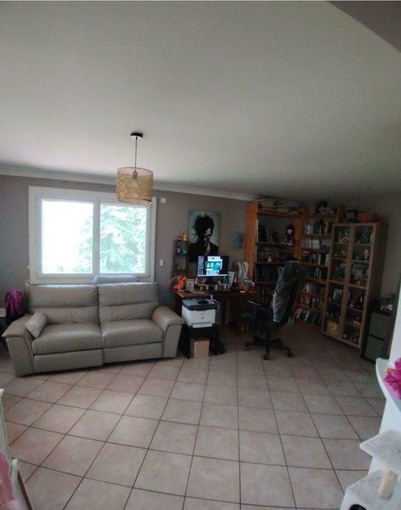 Appartement brié 88m2 + véranda + terrain privatif (1300m2)