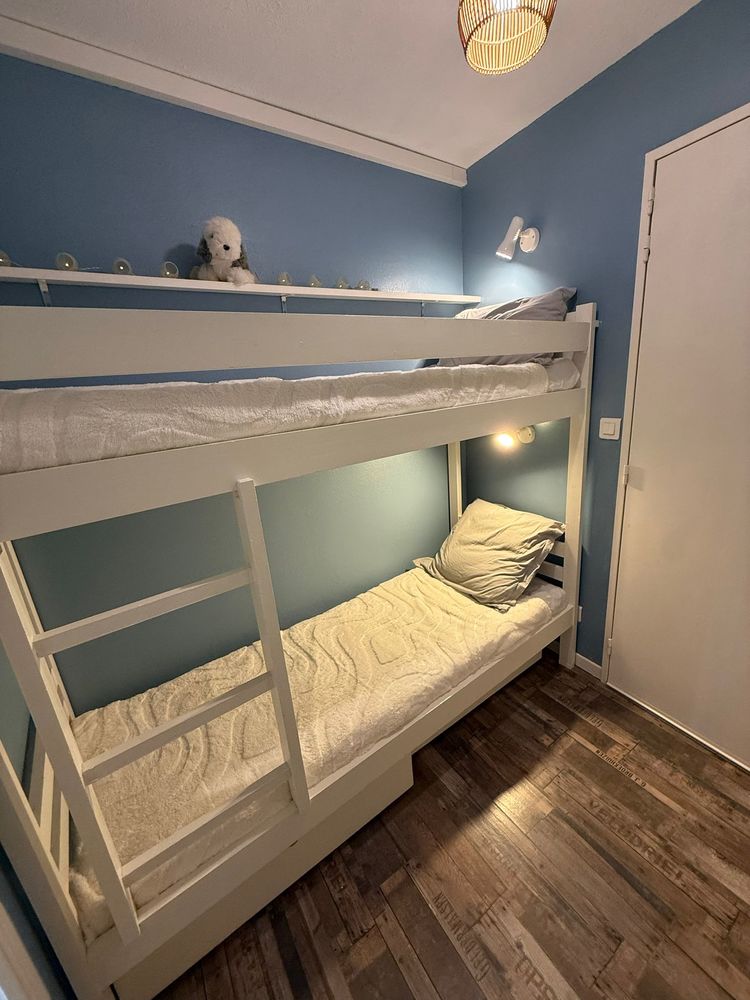 Couchant, studio cabine avec piscine et parking