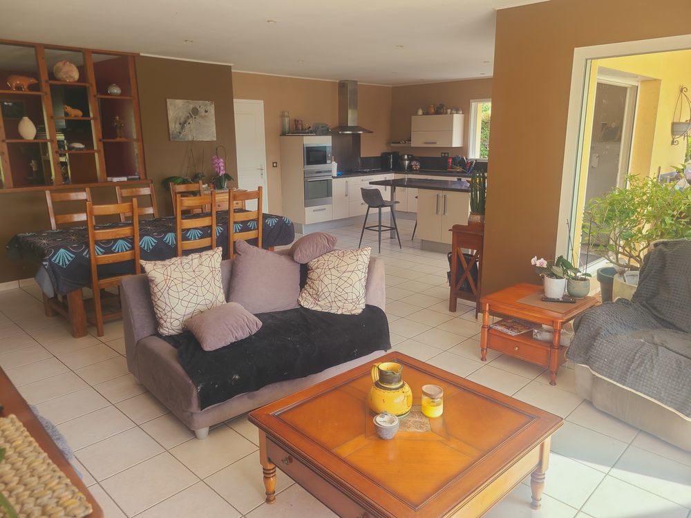 Maison 145m2 sur 2416m2 terrain clos au calme sans vis a vis