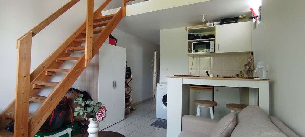TRÈS BEAU STUDIO-MEZZANINE 32M²