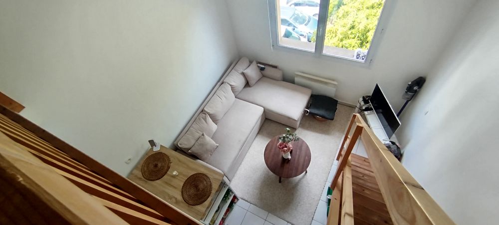 TRÈS BEAU STUDIO-MEZZANINE 32M²