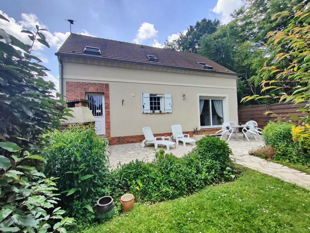 Maison familiale de 101 m² - 3 chambres - Terrain de 640 m²