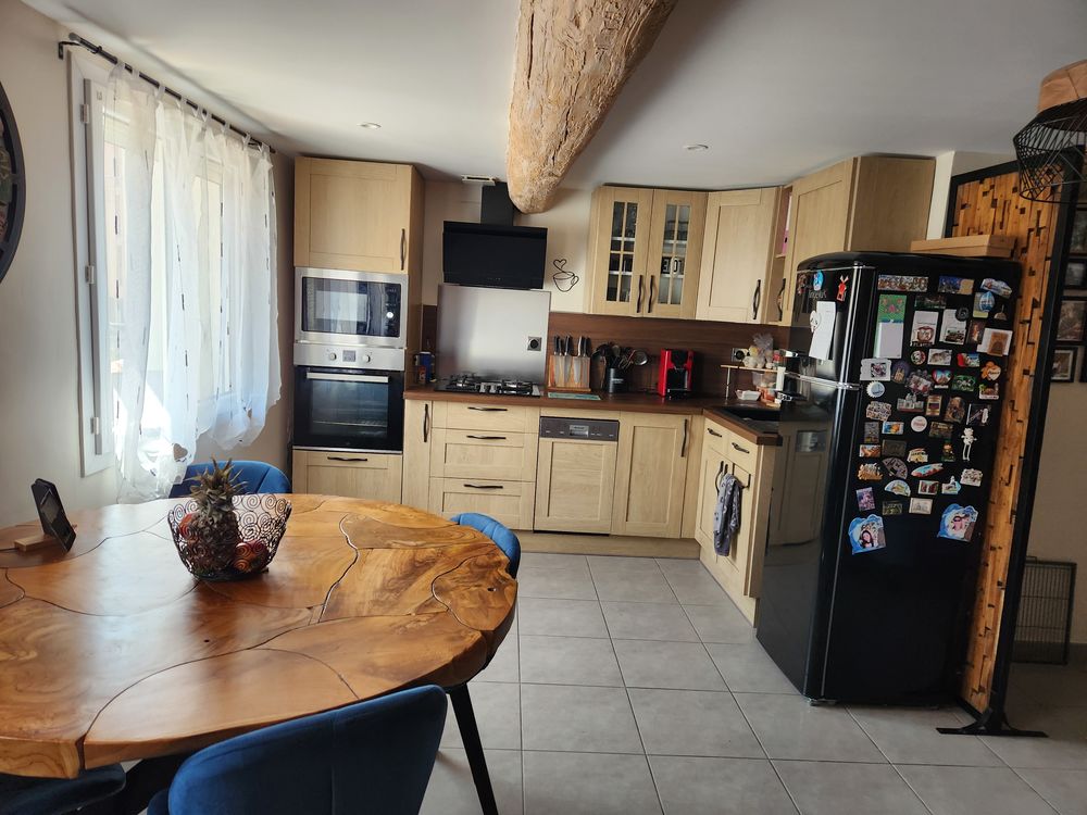 Maison de ville r+2 avec extérieurs
