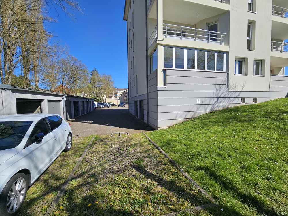 Grand appartement F2