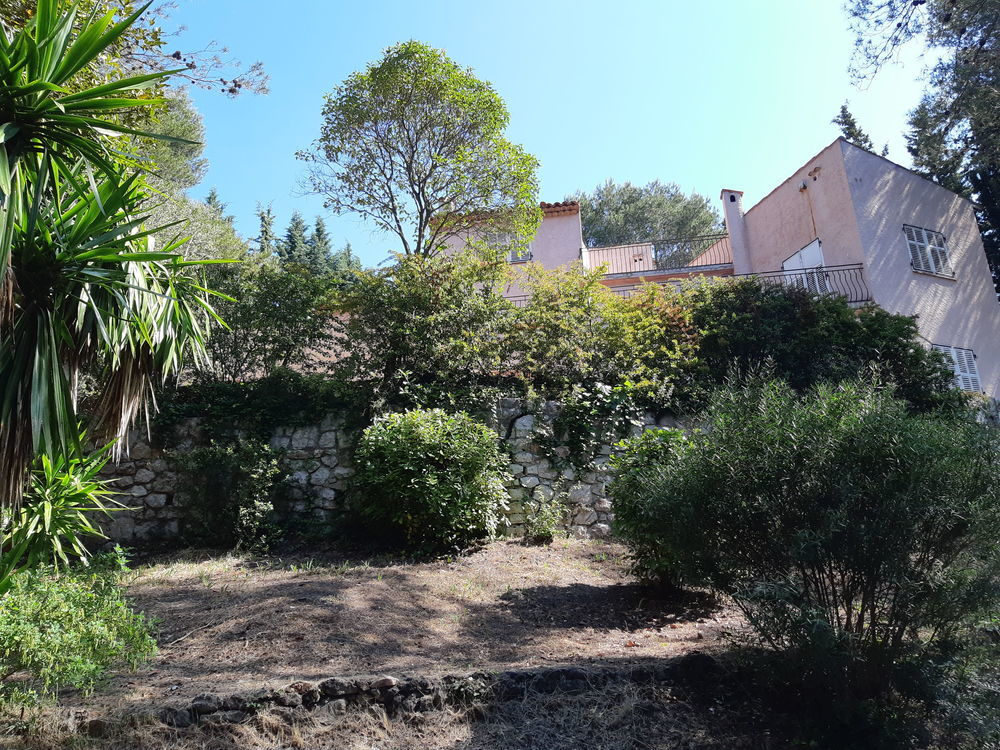 grande maison sur drap