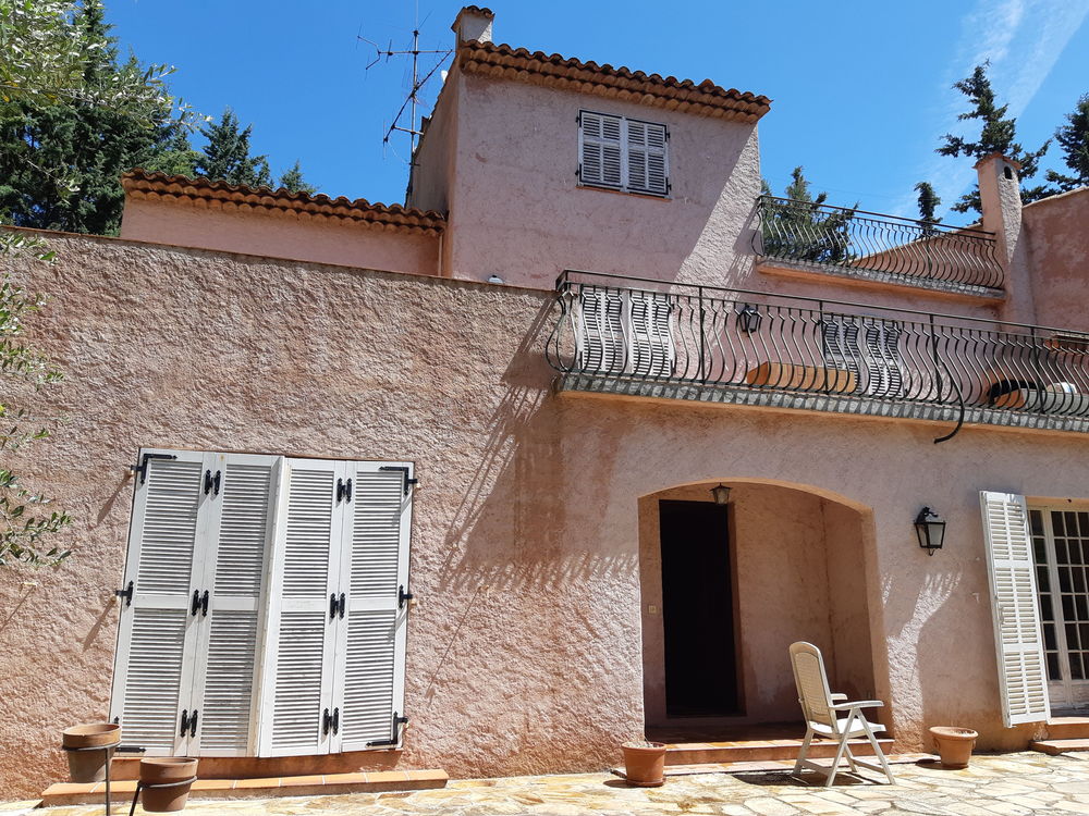 grande maison sur drap