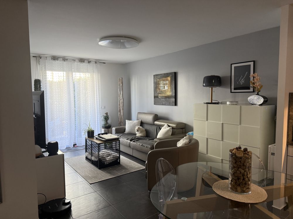 Appartement F3 de standing proche RER