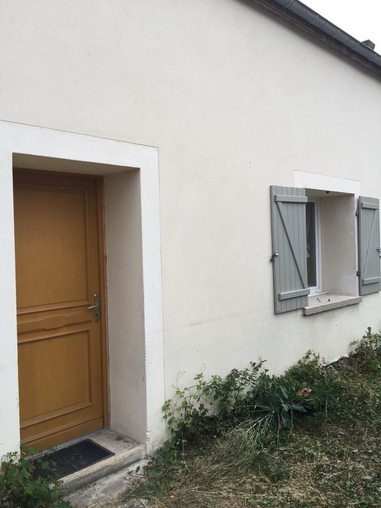 Limite 77/45 a Dordives maison de 4 pièces jardin 200€ 1010€