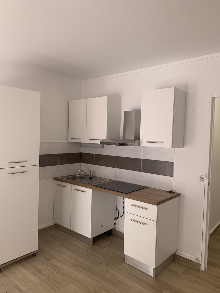 Proche gare studio 23m2 RDc meublé 780€ cc libre de suite