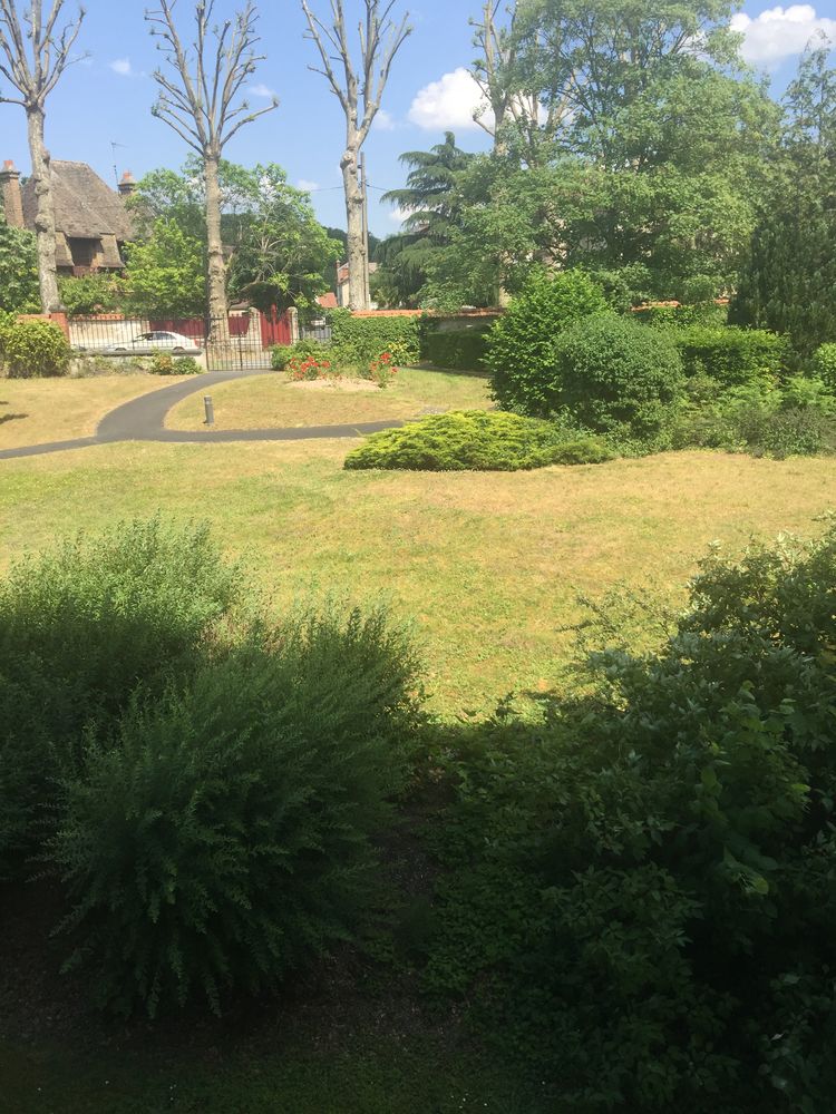 Proche gare rare appart de 2 pièces avec jardin clos 1200€