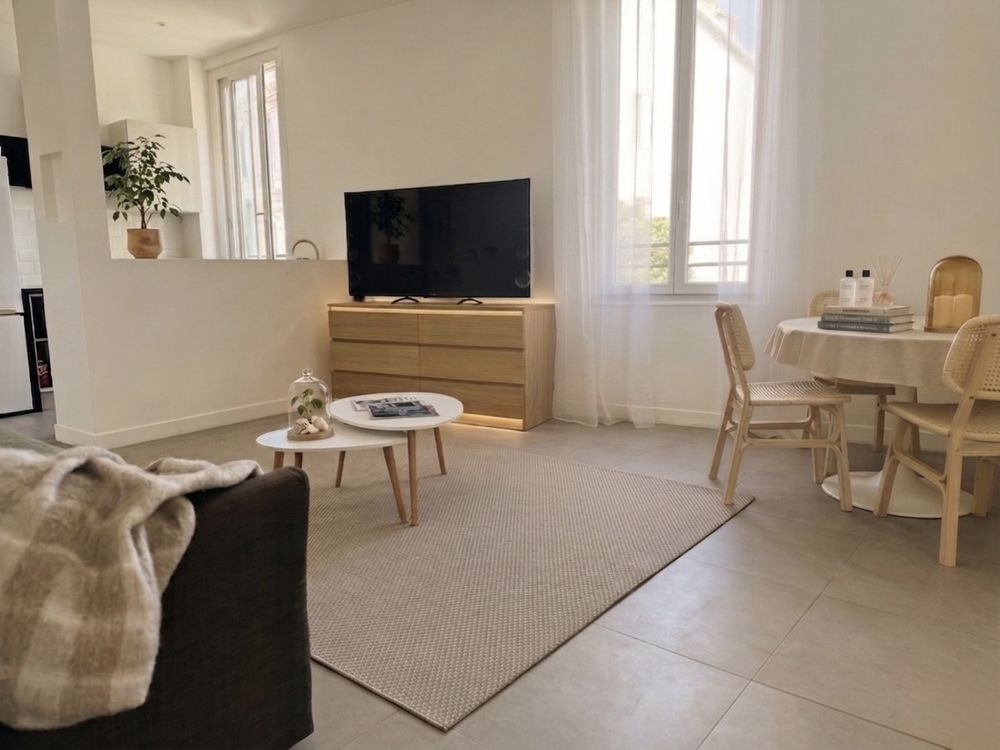 45 m² meublé vue mer | Refait à neuf | Parking privé ouvert