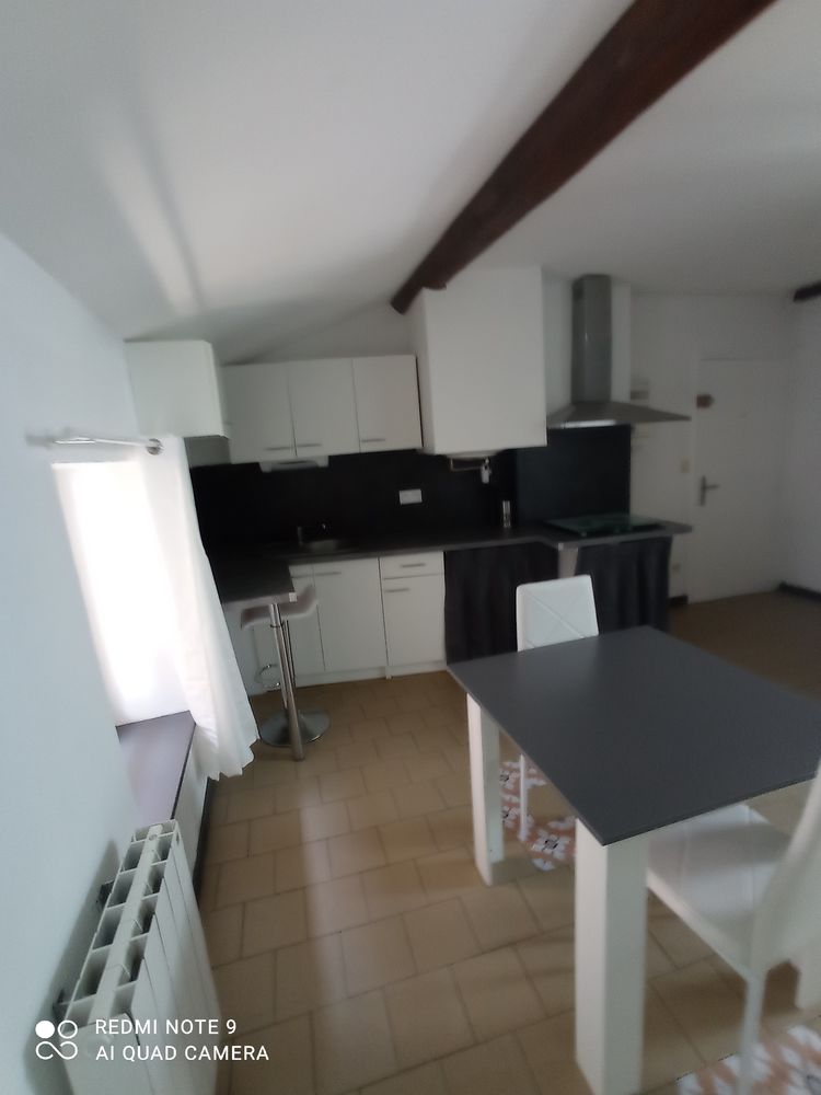 Direct Particulier, joli T1 état neuf, calme, dernier étage