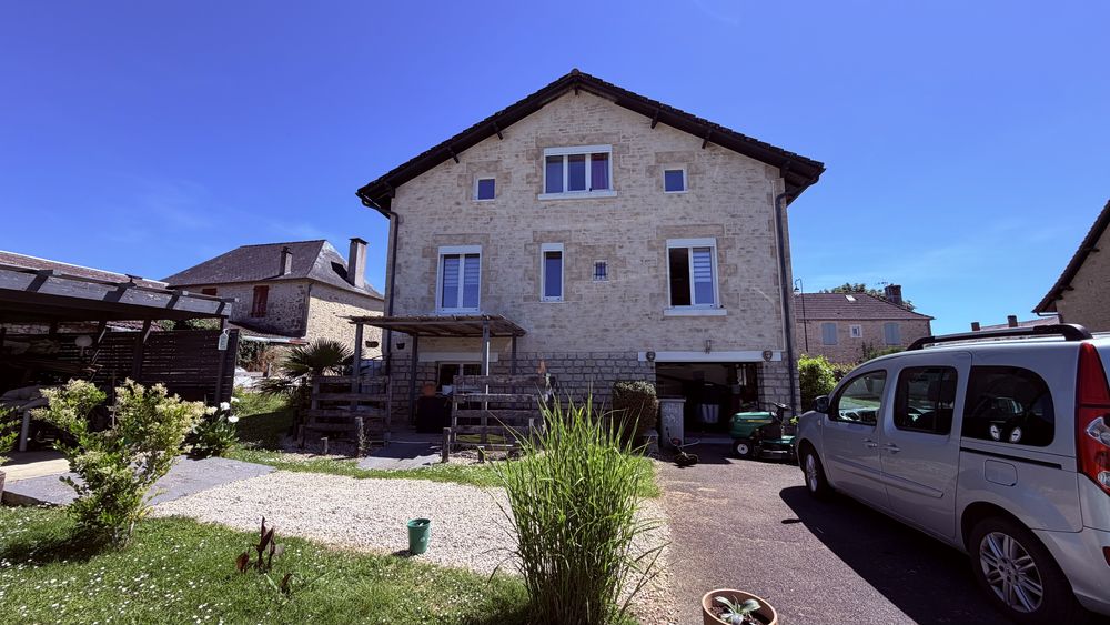Maison périgourdine rénovée avec piscine Dordogne
