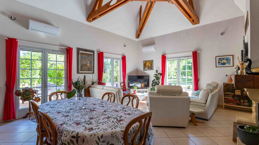 LERE Maison 8 pièces 195m²