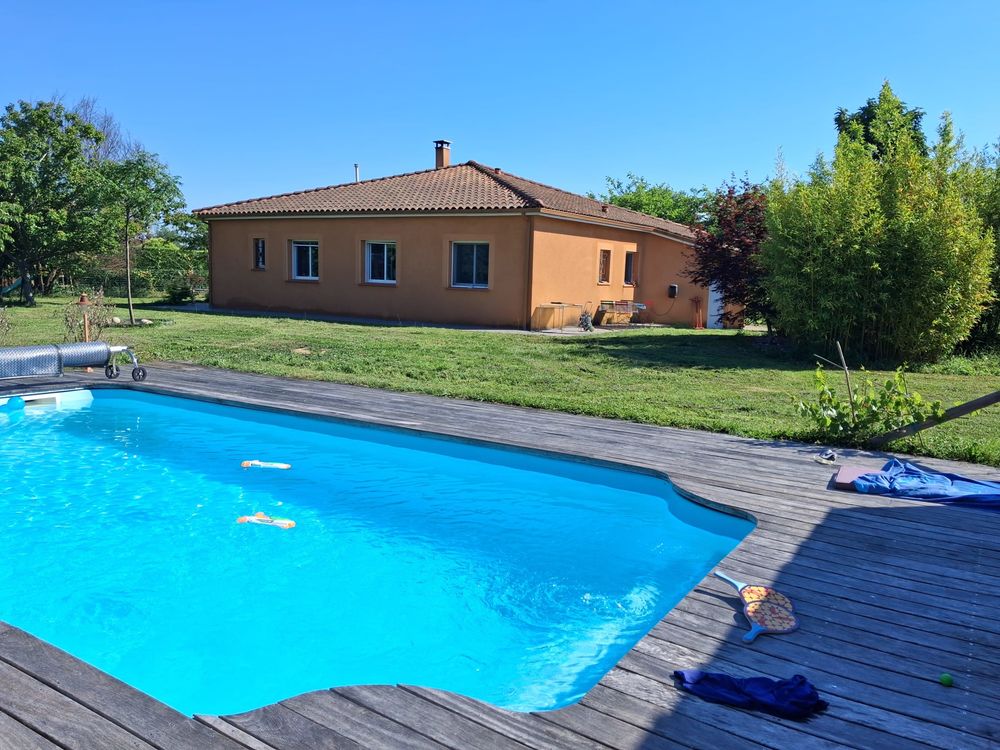 Maison bioclimatique T5 de 130 m² piscine et grand jardin