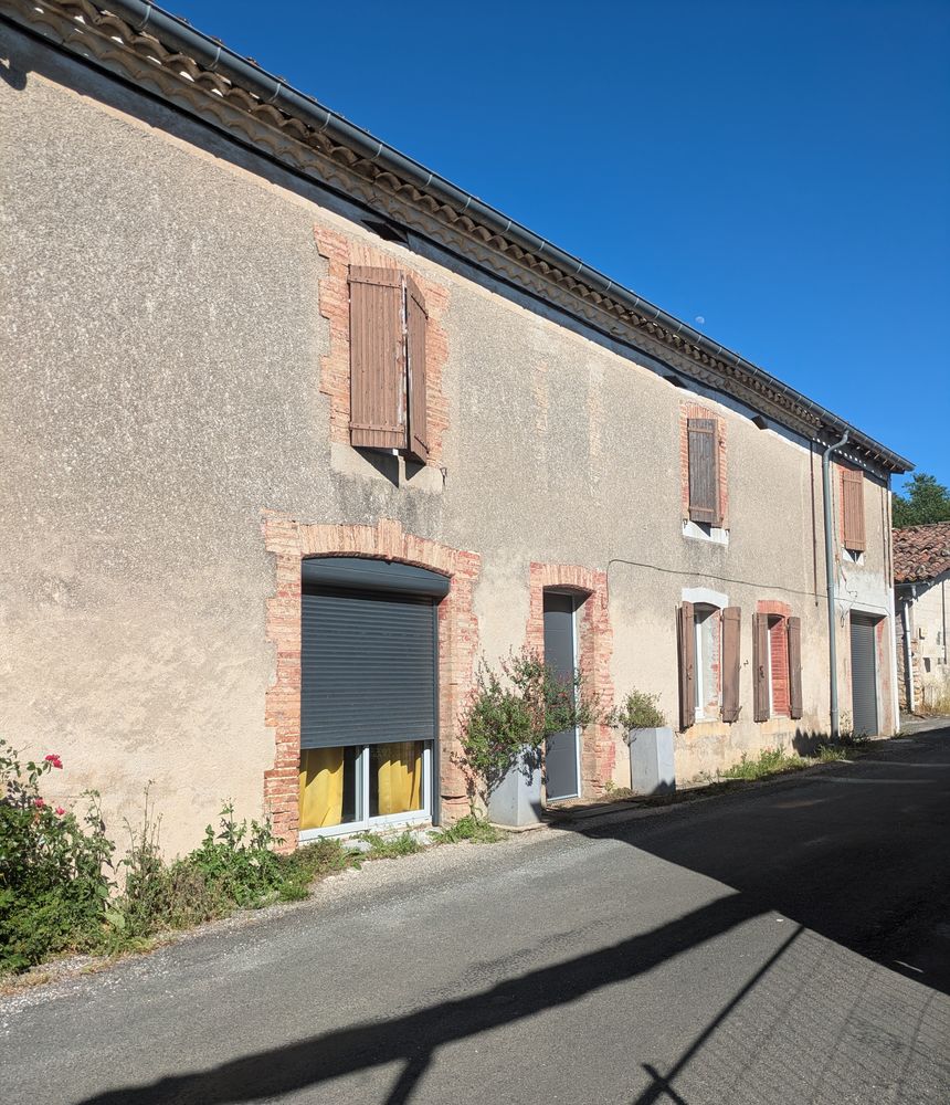 Maison de caractère rénovée 160 m² + jardin+hangar