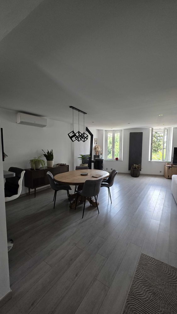 Maison de village 116 m² €" Garage 45 m² €" Terrasse 26 m²