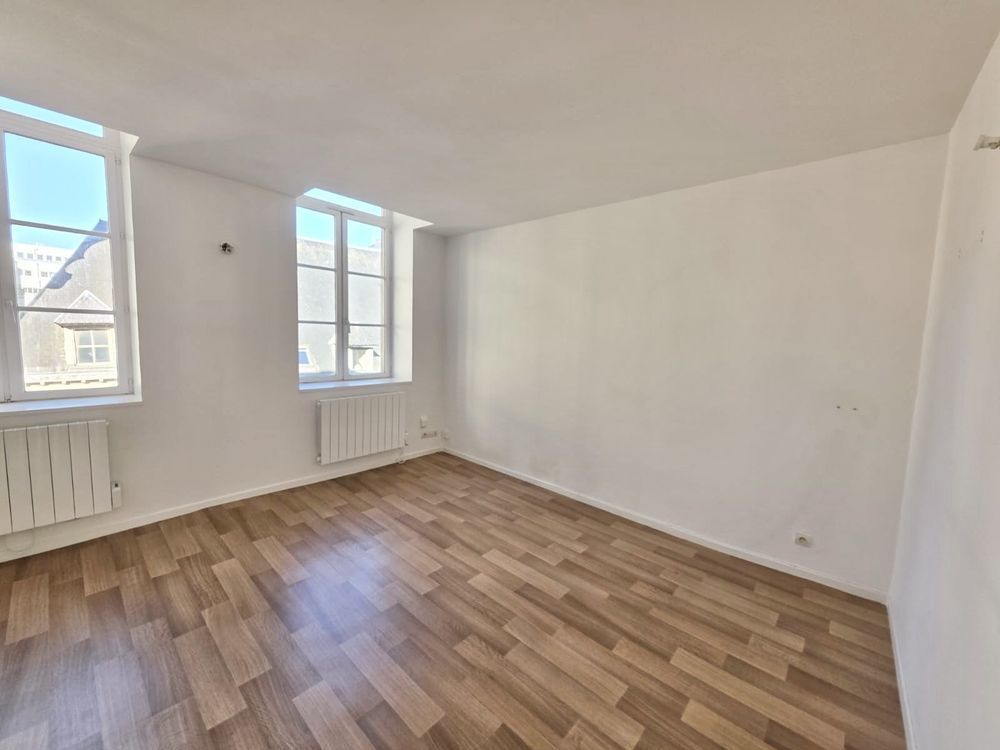 Joli T2 à deux pas de la grand place de Lille