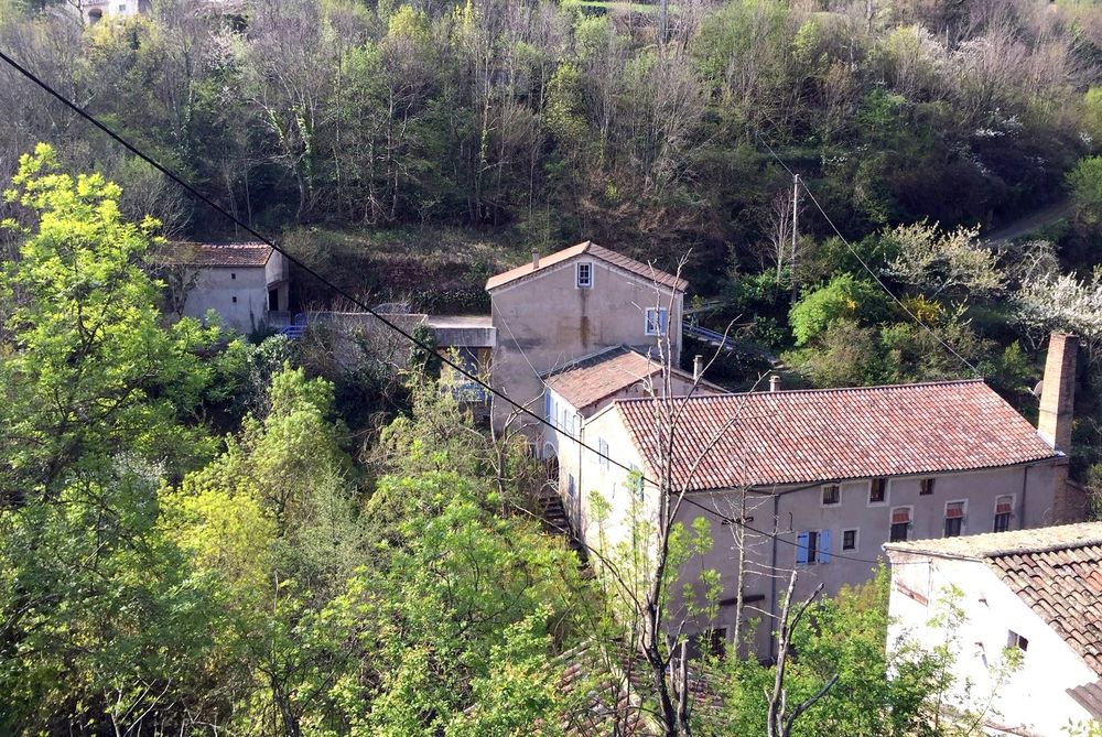 ARDECHE/PRIVAS/MOULIN/20 PIECES/MAISON DE RAPPORT