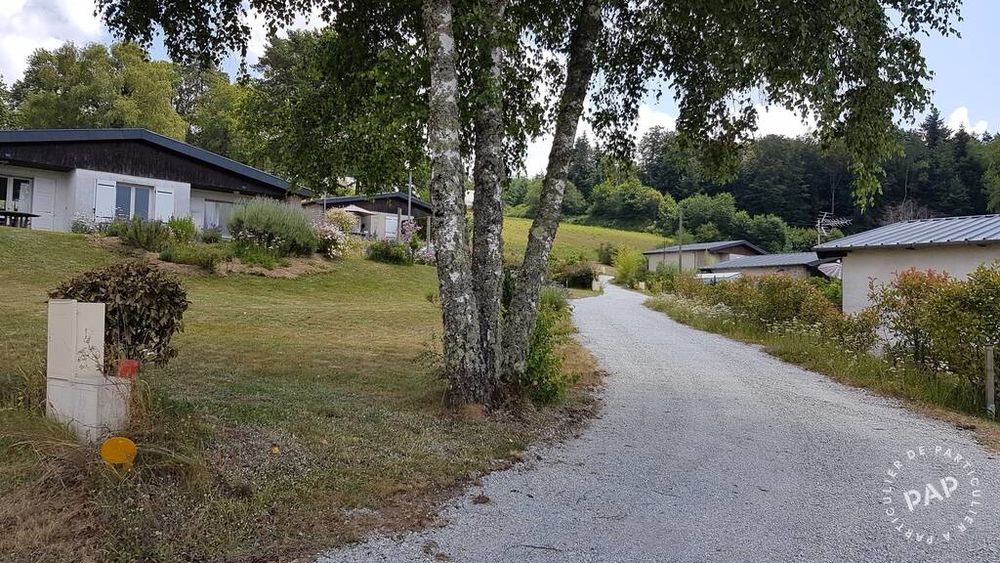 Pavillon avec vue et terrain au calme en Corrèze