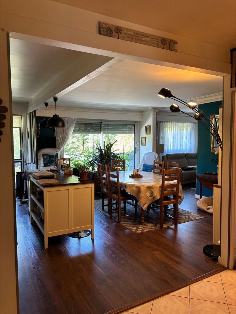 Superbe 4 pièces rénové 79 m² ? balcon, parking, vue dégagée