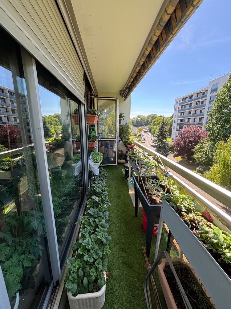 Superbe 4 pièces rénové 79 m² ? balcon, parking, vue dégagée