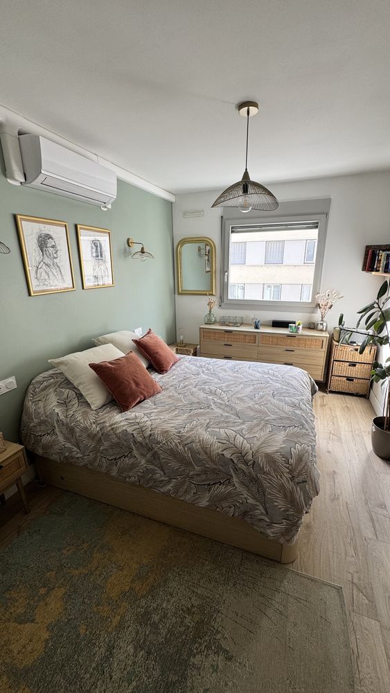 Lyon 7 T3 traversant 84 m² rénové