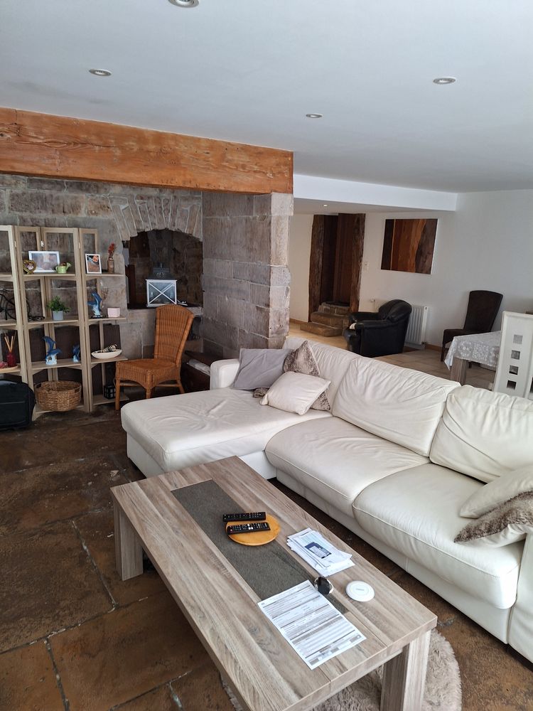 Grande maison familiale 240 m² avec piscine, dépendances et