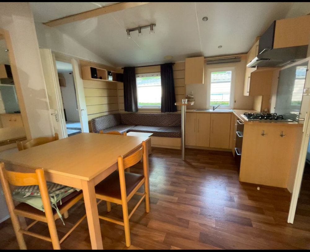 Mobil-home sur terrain clôturé dans camping à 1h10 de Paris