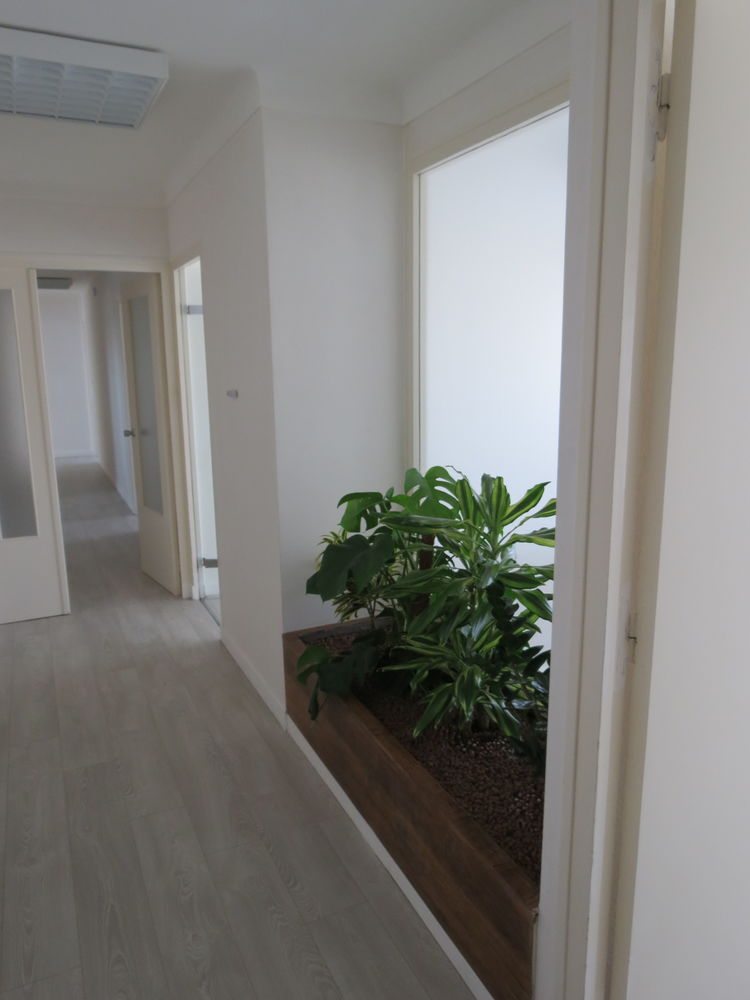 BUREAUX A REZE