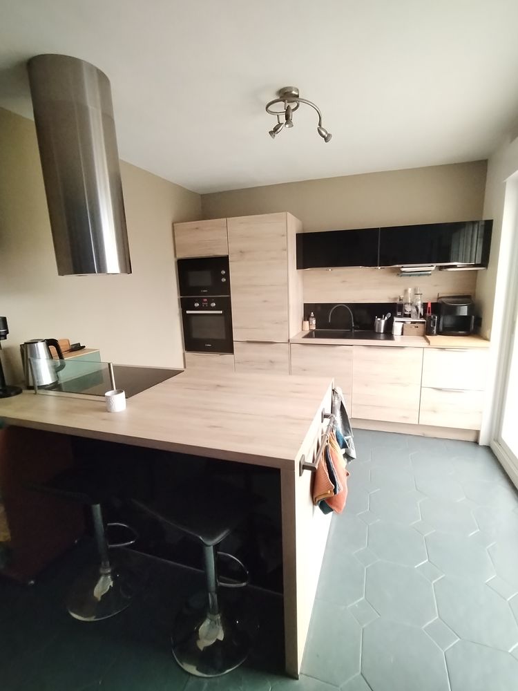 Maison 4 chambres + bureau avec jardin