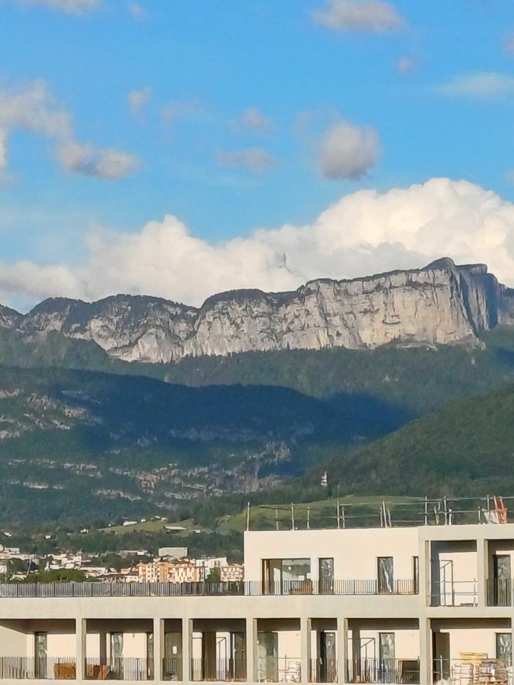 T3 lumineux - vue montagnes - Annecy Meythet
