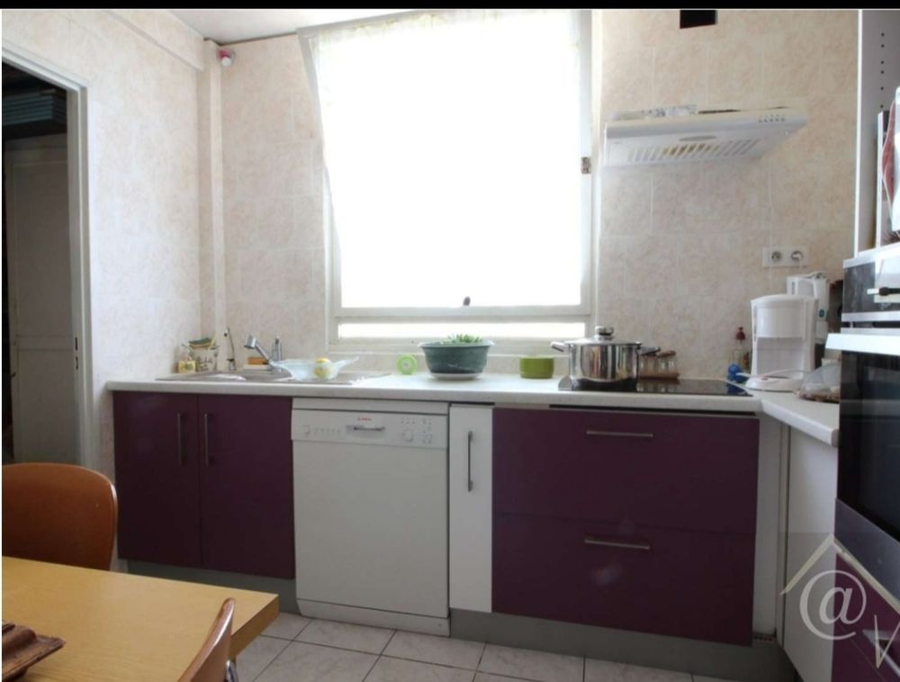 3 chbres et double séjour près de tous commodités