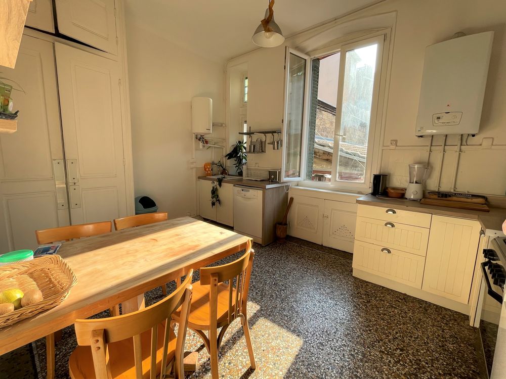 MEUBLE 118 M² GRENOBLE