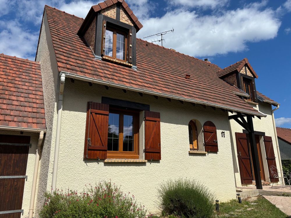 Maison 4 chambres,séjour double,Jardin 515 m² sous-sol total