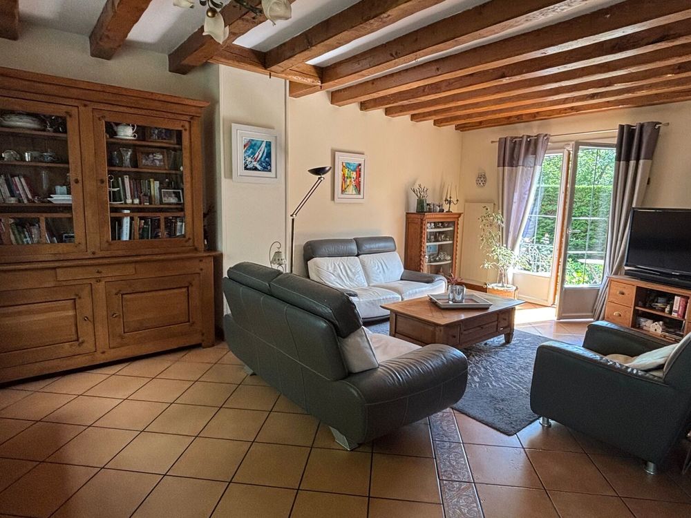 Maison 4 chambres,séjour double,Jardin 515 m² sous-sol total