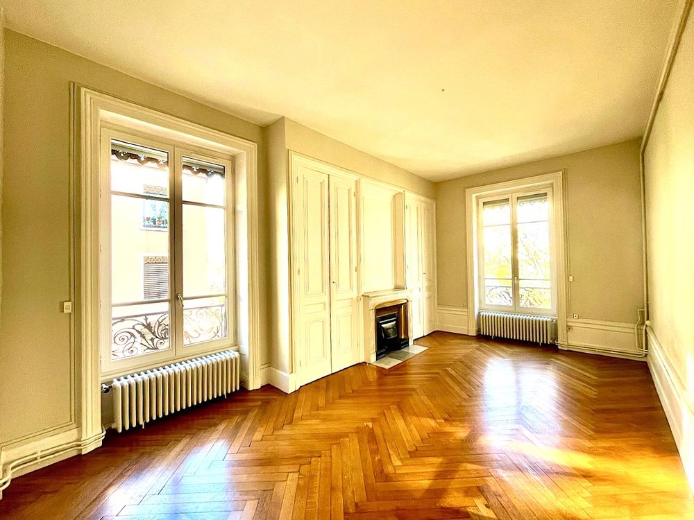Appartement T2 85 m²