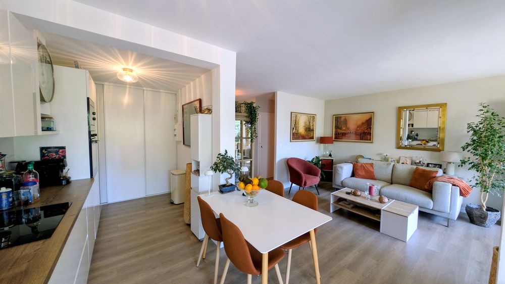 Saint Raphael/ Boulouris, appartement f2, entièrement rénové