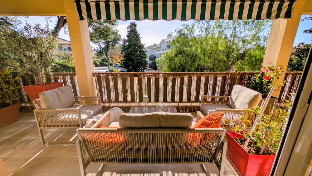 Saint Raphael/ Boulouris, appartement f2, entièrement rénové