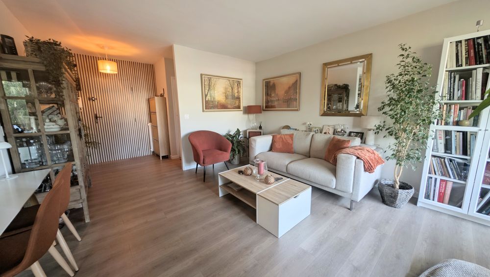 Saint Raphael/ Boulouris, appartement f2, entièrement rénové