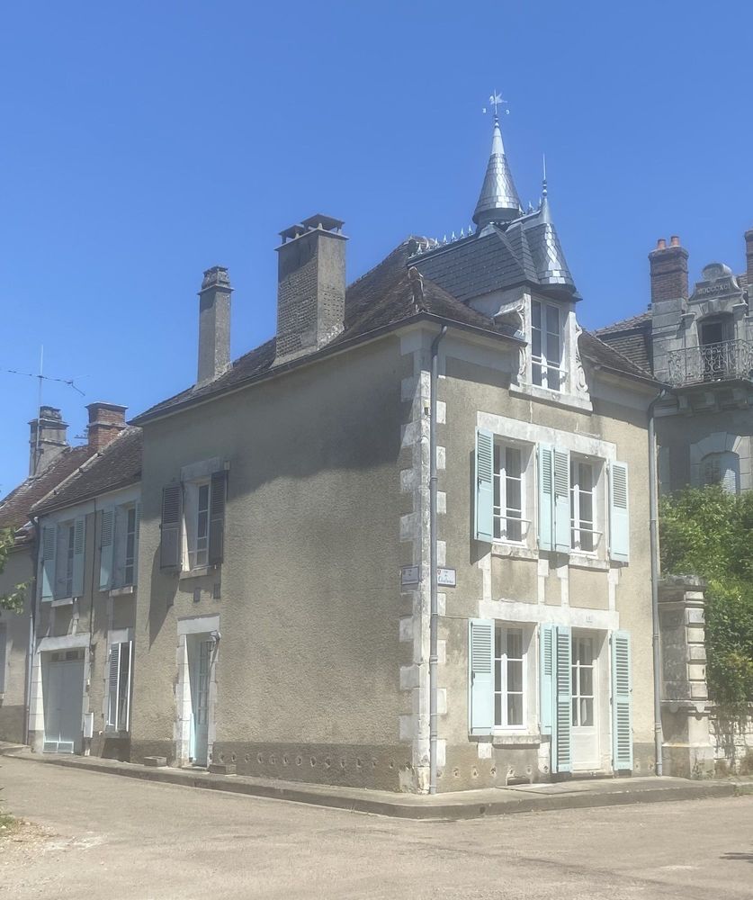 belle maison à Mailly le Château
