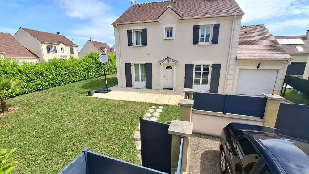 Maison individuelle avec jardin