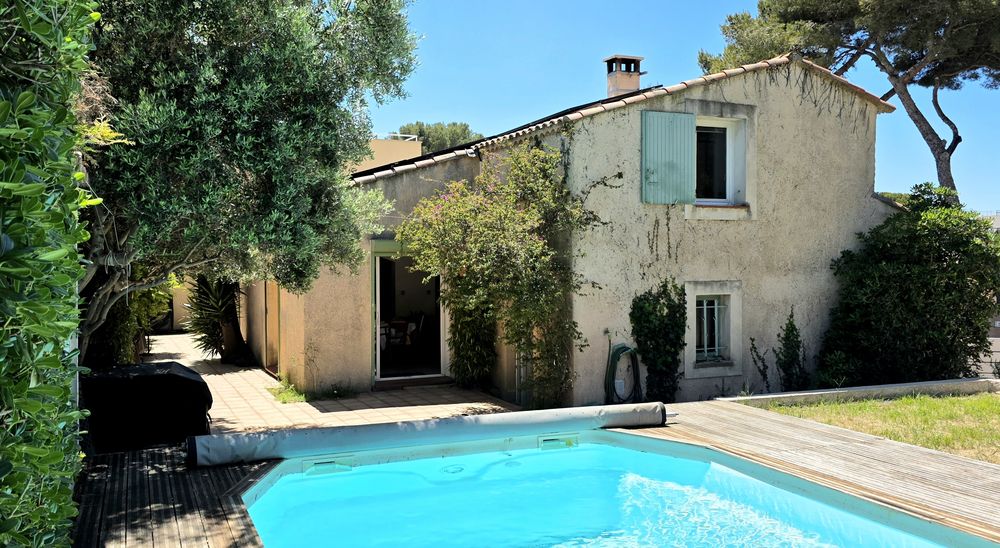 Agréable Villa T5 140m² Plain pied bord de mer 679m²