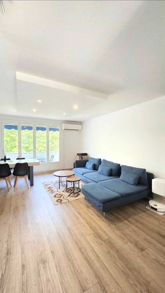 T3 rénové 63 m² avec balcon, parking privé, cave, clim, ascenseur