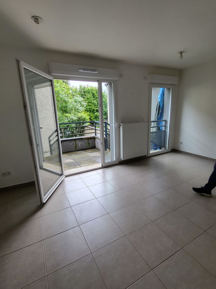 STUDIO REZ DE JARDIN
