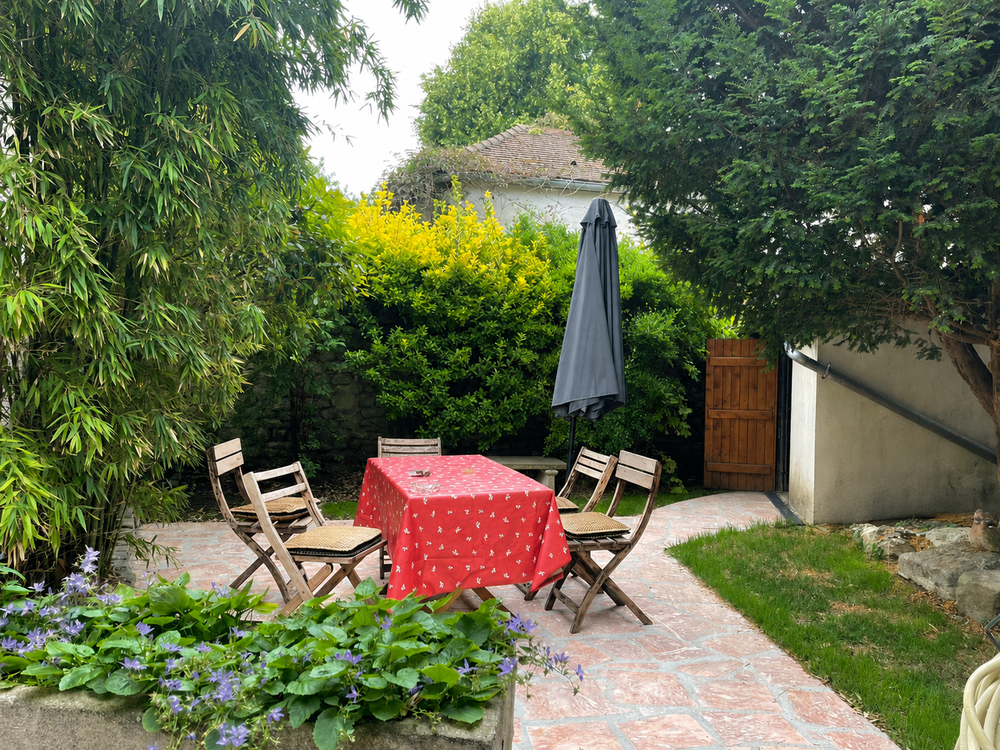 Maison en pierre du XIXe siècle à Davron (78)