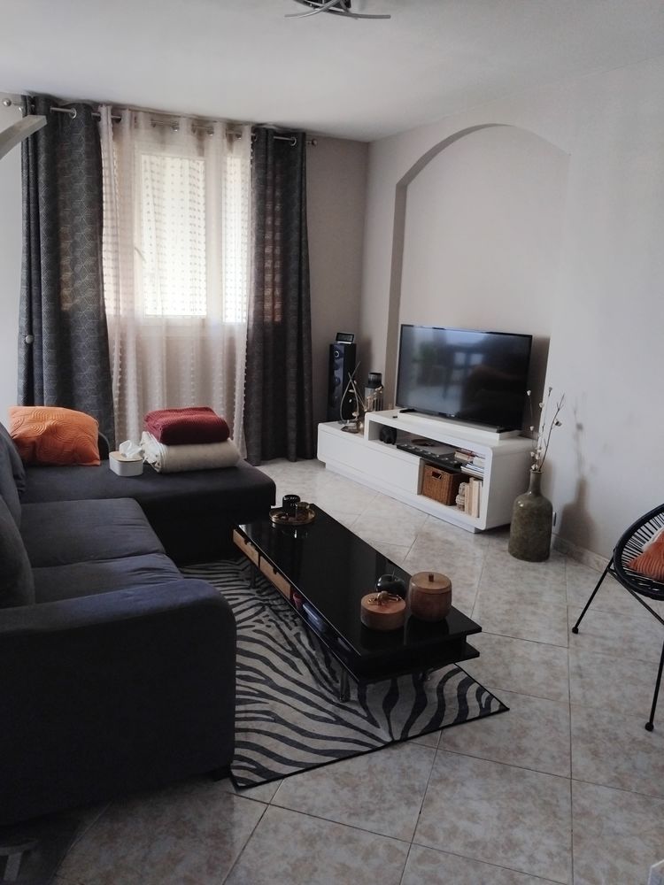 Tres bel appartement 86m2 Aix en Pce, 10mn à pied du CV
