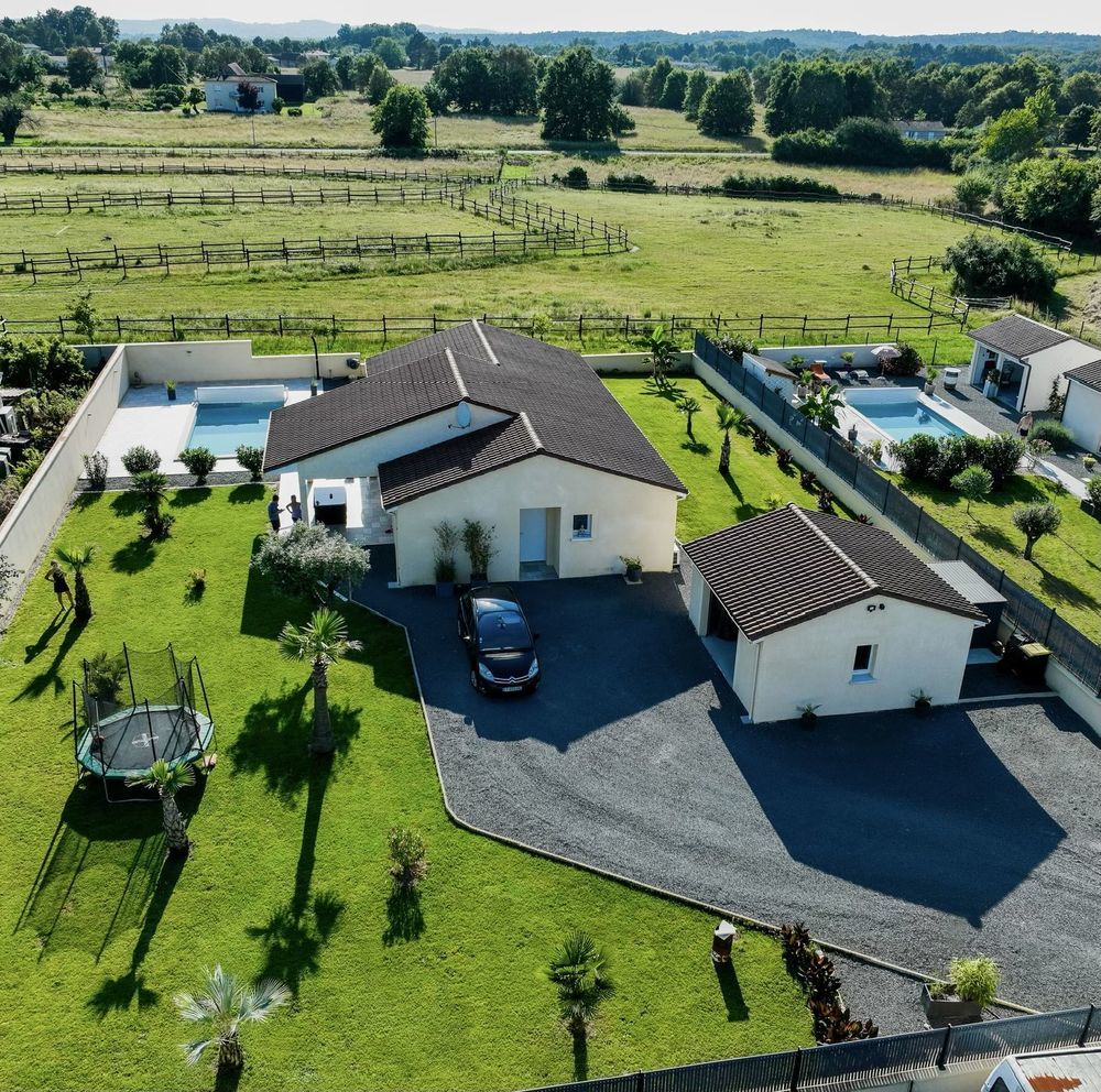 Maison Contemporaine de 2019-130M2-Piscine Chauffée.